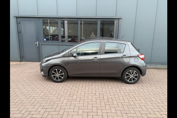 Toyota Yaris 1.0 VVT-i Connect 5-drs. CAMERA/CARPLAY/AIRCO/15INCH