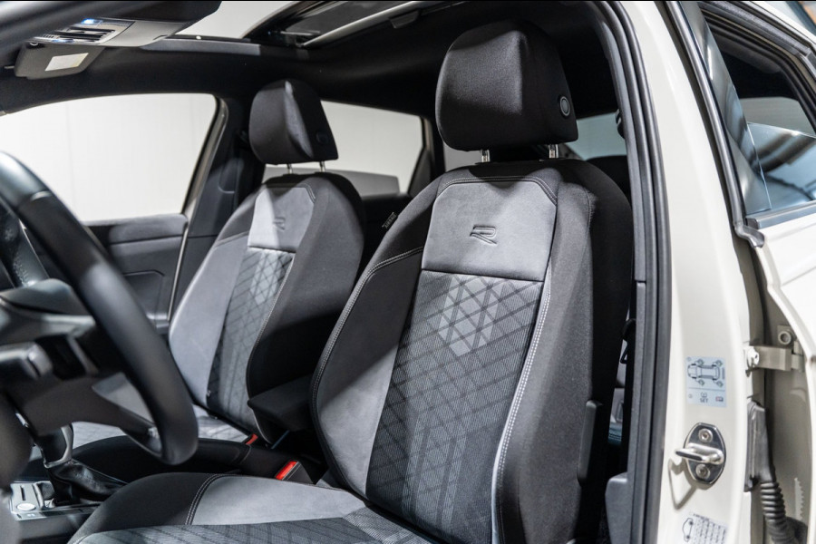 Volkswagen Taigo 1.5 TSI R-Line DSG PANO IQ