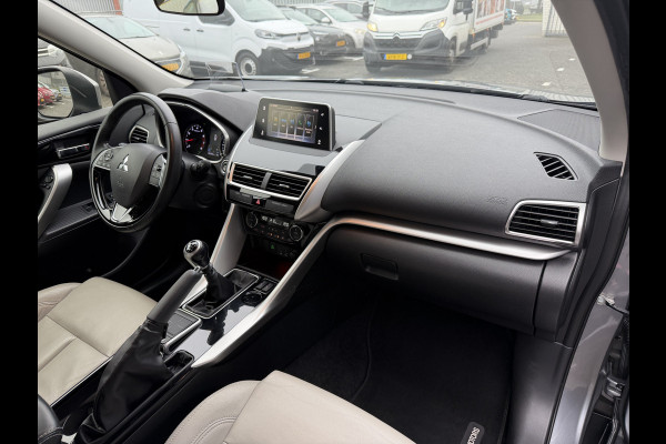 Mitsubishi Eclipse Cross 1.5 DI-T First Edition (Trekhaak (1.600kg) - Camera - Leder incl stoelverwarming - Parkeersensoren V+A - Keyless Entry - Head up