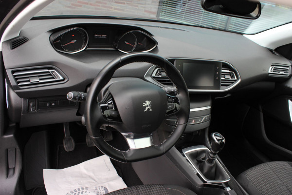 Peugeot 308 SW 1.2 PureTech Blue Lease Executive