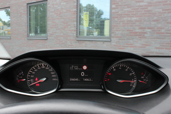 Peugeot 308 SW 1.2 PureTech Blue Lease Executive