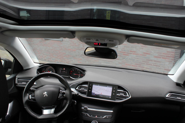 Peugeot 308 SW 1.2 PureTech Blue Lease Executive