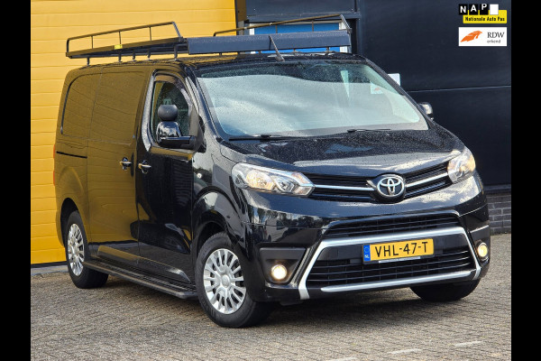Toyota ProAce Worker 2.0 D-4D Professional / AUT / NAP / Navi / Cruise Control / 3 Zits / Schuifdeur / Trekhaak