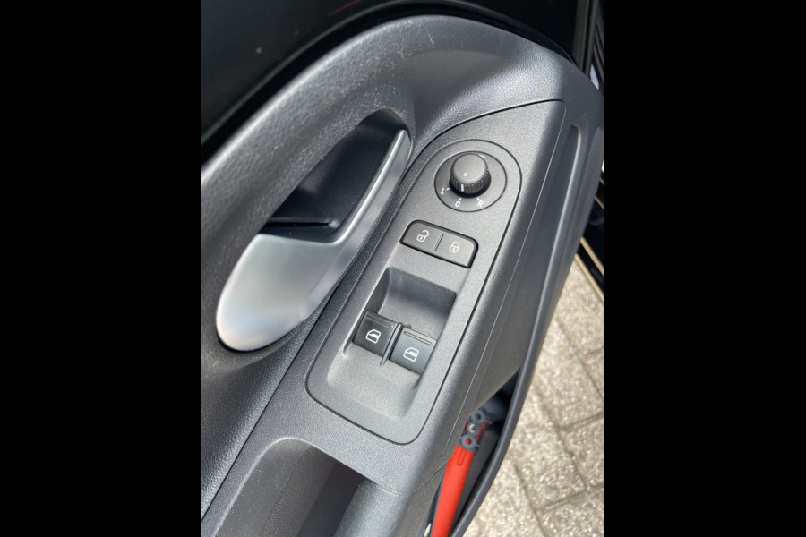 Volkswagen up! 1.0 BMT move up! | Eerste eigenaar | NL-auto