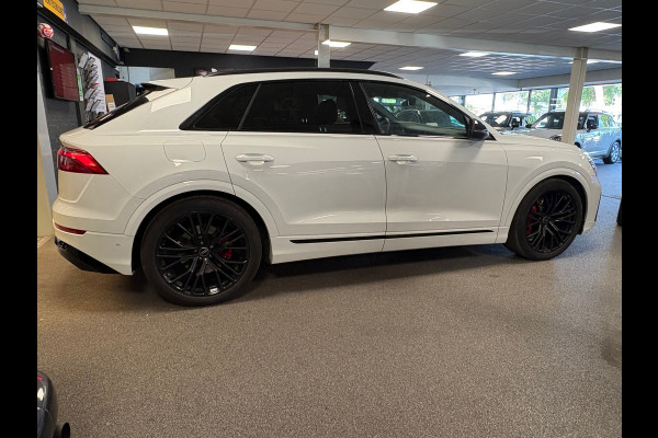 Audi Q8 60 TFSI e quattro Pro Line S Competition 489pk | Panoramadak | luchtvering | head-up | 360 camera | 22 inch