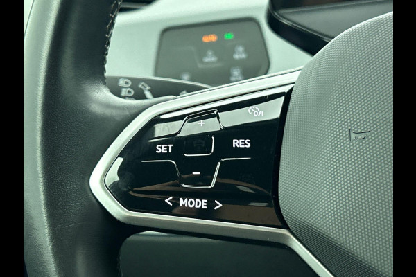 Volkswagen ID.3 Pro Edition 58 kWh SOH 90 % Climate Control Navigatie Apple Carplay PDC VA + Camera Adaptive Cruise Control Full LED Stoel/Stuurverwarming Alcantara bekleding