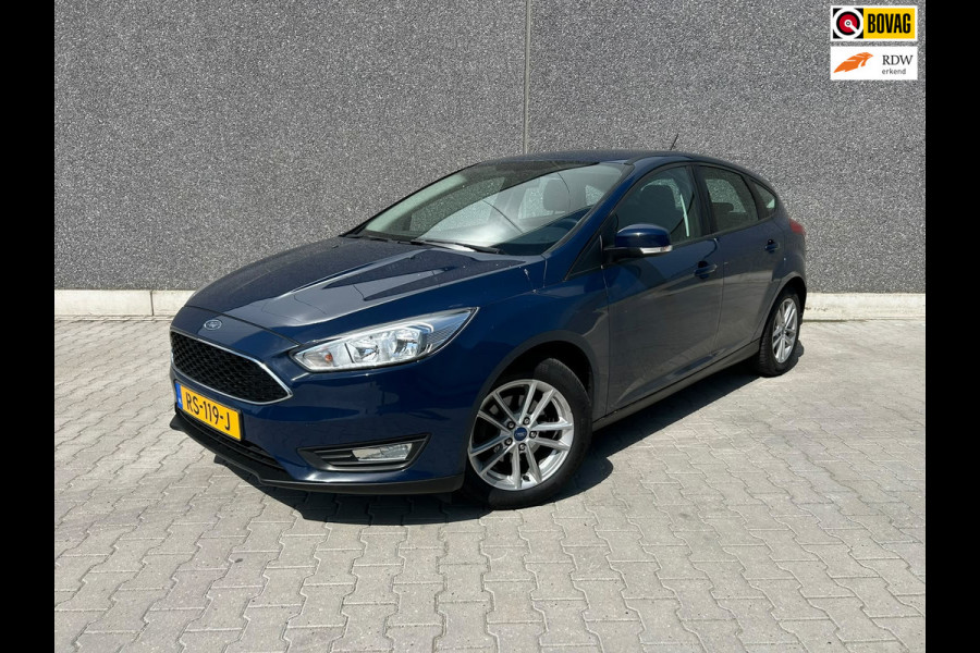 Ford Focus 1.0 Lease Edition | TREKHAAK | NAVI | BLUETOOTH | CC | PDC | APK T/M 6-8-2027 | AFLEVERBEURT | COMPLEET ONDERHOUDEN