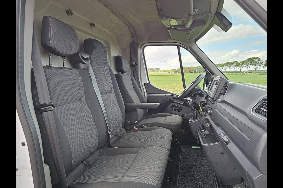 Renault Master T35 2.3 dCi 150 L3H2 Energy Comfort Cruise control, Airco, Pdc, Navi