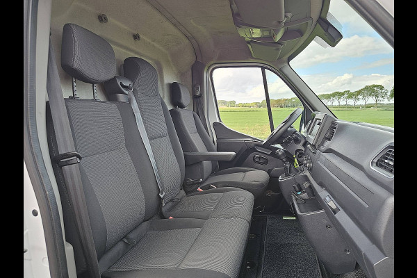 Renault Master T35 2.3 dCi 150 L3H2 Energy Comfort Cruise control, Airco, Pdc, Navi