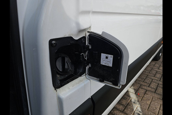 Renault Master T35 2.3 dCi 150 L3H2 Energy Comfort Cruise control, Airco, Pdc, Navi