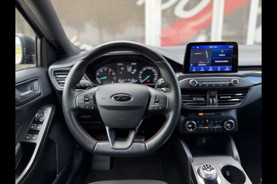 Ford Focus 1.0 Titanium Business Automaat / Keyless / Carplay / Navigatie / PDC v+a