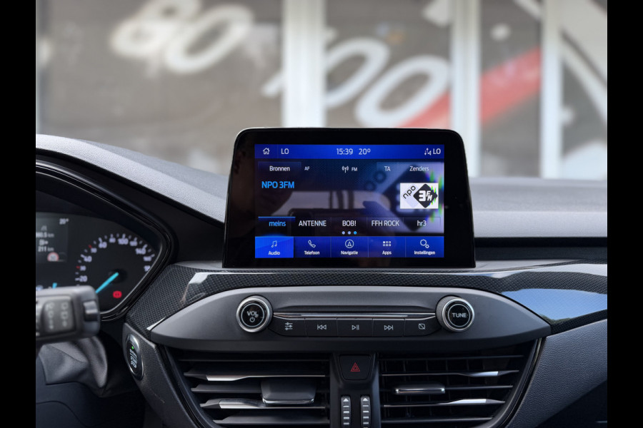 Ford Focus 1.0 Titanium Business Automaat / Keyless / Carplay / Navigatie / PDC v+a