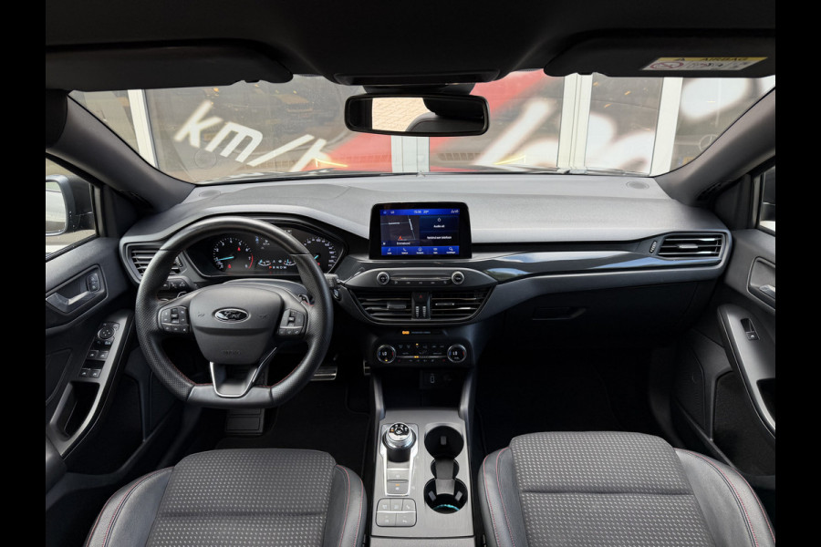 Ford Focus 1.0 Titanium Business Automaat / Keyless / Carplay / Navigatie / PDC v+a