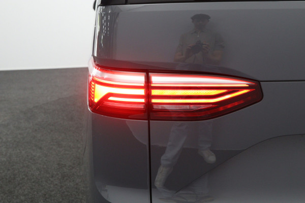 Volkswagen Multivan 1.4 eHybrid 218 PK L1H1 Style 7P PHEV, Trekhaak, Elek. Schuifdeuren, Adap. Cruise Control, Matrix-LED
