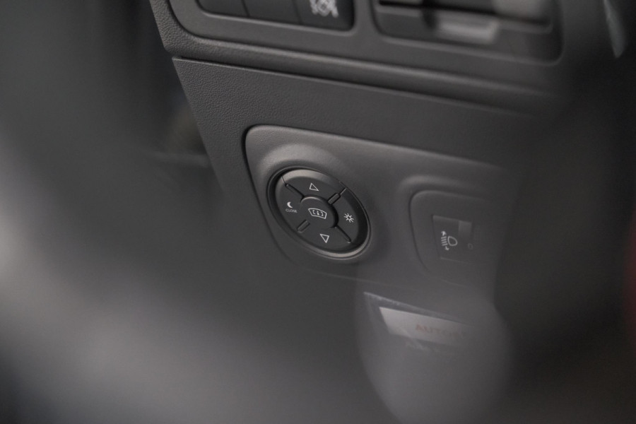 Citroën C3 Aircross PureTech 110 S&S Business | Schuif-/Kanteldak | Camera | HIFI Audiosysteem | Dodehoekdetectie
