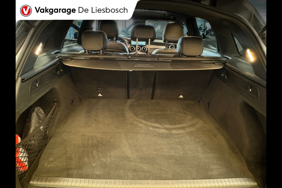 Mercedes-Benz GLC 300e 4MATIC Premium Plus / trekhaak / sfeer verlichting / panorama-dak / virtual