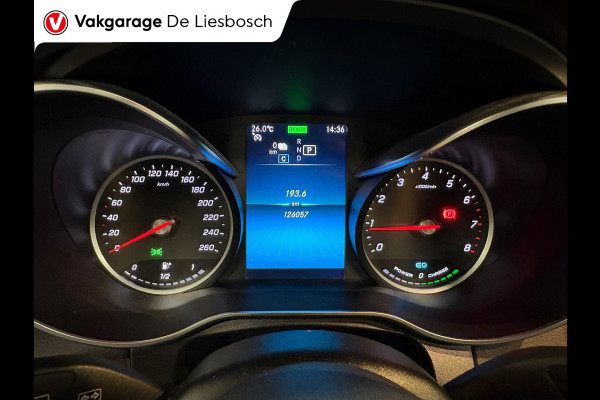 Mercedes-Benz GLC 300e 4MATIC Premium Plus / trekhaak / sfeer verlichting / panorama-dak / virtual