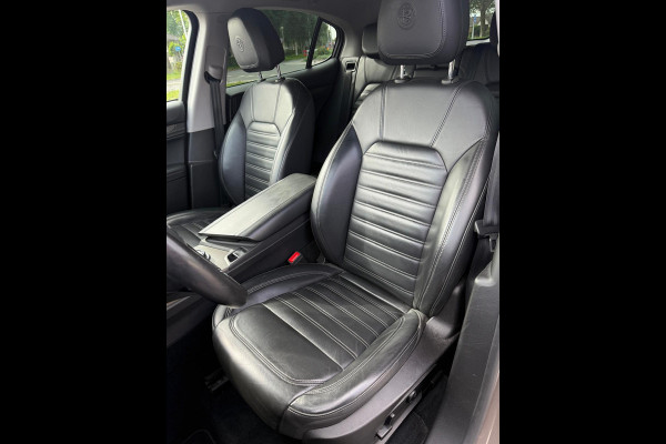 Alfa Romeo Stelvio 2.0 T AWD Super