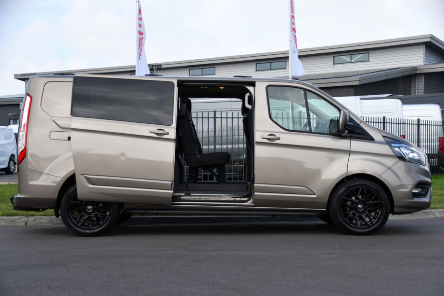 Ford Transit Custom 320 2.0 TDCI L2H1 Limited DC Raptor Edition Camera, Adaptieve Cruise, Carplay, 170PK, Automaat, PDC, 2 x Schuifdeur, Stoelverwarming, Uniek!