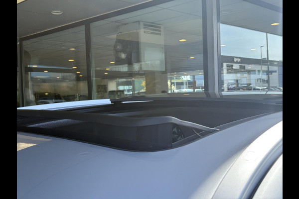 GEELY Starray EM-i 1.5 Max+ 262 PK | Panoramadak | Stoelverwarming & verkoeling | 136km EV WLTP | 360 Camera | Achterbank verwarmd | Parkeersensoren | 19 Inch LMV |