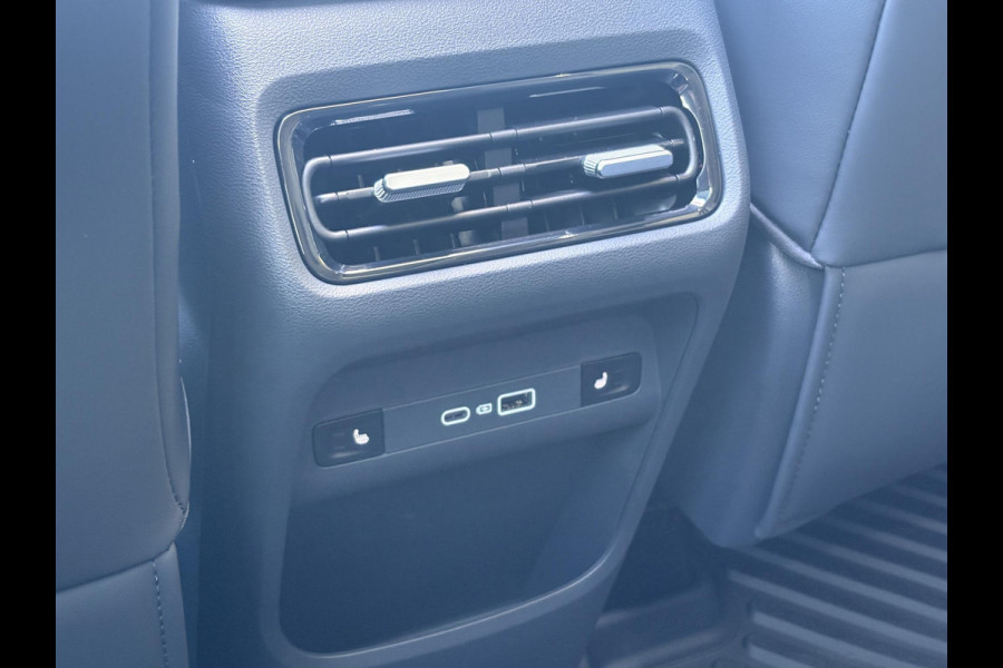 GEELY Starray EM-i 1.5 Max+ 262 PK | Panoramadak | Stoelverwarming & verkoeling | 136km EV WLTP | 360 Camera | Achterbank verwarmd | Parkeersensoren | 19 Inch LMV |