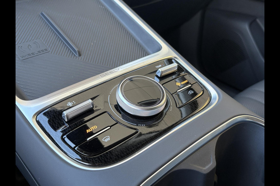 GEELY Starray EM-i 1.5 Max+ 262 PK | Panoramadak | Stoelverwarming & verkoeling | 136km EV WLTP | 360 Camera | Achterbank verwarmd | Parkeersensoren | 19 Inch LMV |