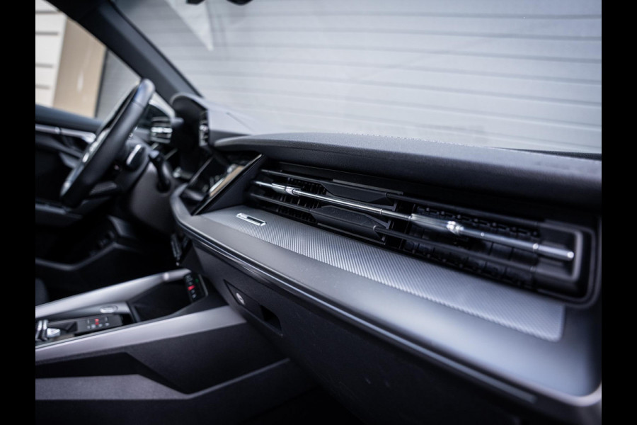 Audi A3 Sportback 45 TFSI e S edition Competition 3xS-line - S3 Look l Matrix l ACC l Sfeeverl.