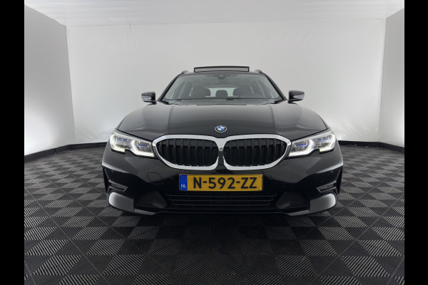 BMW 3 Serie Touring 320e Business Edition Plus (INCL-BTW) *AUT LASER-LED | LEATHER | HEATED-SPORTSEATS | HIFI-SOUND | KEYLESS | DIGI-COCKPIT | NAVI-FULLMAP | DAB | AMBIENTLIGHT | PRIVACY-GLASS | ECC | PDC | CRUISE | TOWBAR | 17iINCH*