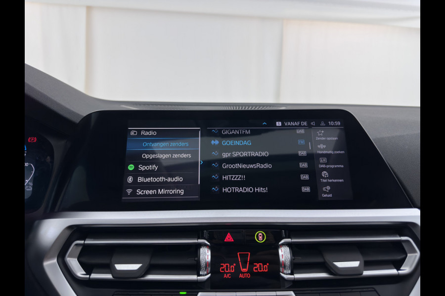 BMW 3 Serie Touring 320e Business Edition Plus (INCL-BTW) *AUT LASER-LED | LEATHER | HEATED-SPORTSEATS | HIFI-SOUND | KEYLESS | DIGI-COCKPIT | NAVI-FULLMAP | DAB | AMBIENTLIGHT | PRIVACY-GLASS | ECC | PDC | CRUISE | TOWBAR | 17iINCH*