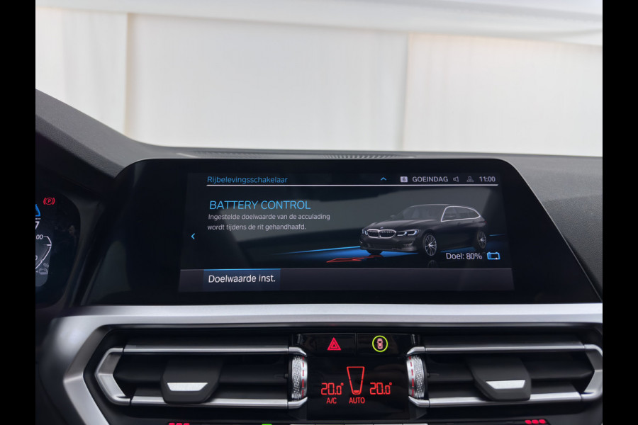 BMW 3 Serie Touring 320e Business Edition Plus (INCL-BTW) *AUT LASER-LED | LEATHER | HEATED-SPORTSEATS | HIFI-SOUND | KEYLESS | DIGI-COCKPIT | NAVI-FULLMAP | DAB | AMBIENTLIGHT | PRIVACY-GLASS | ECC | PDC | CRUISE | TOWBAR | 17iINCH*