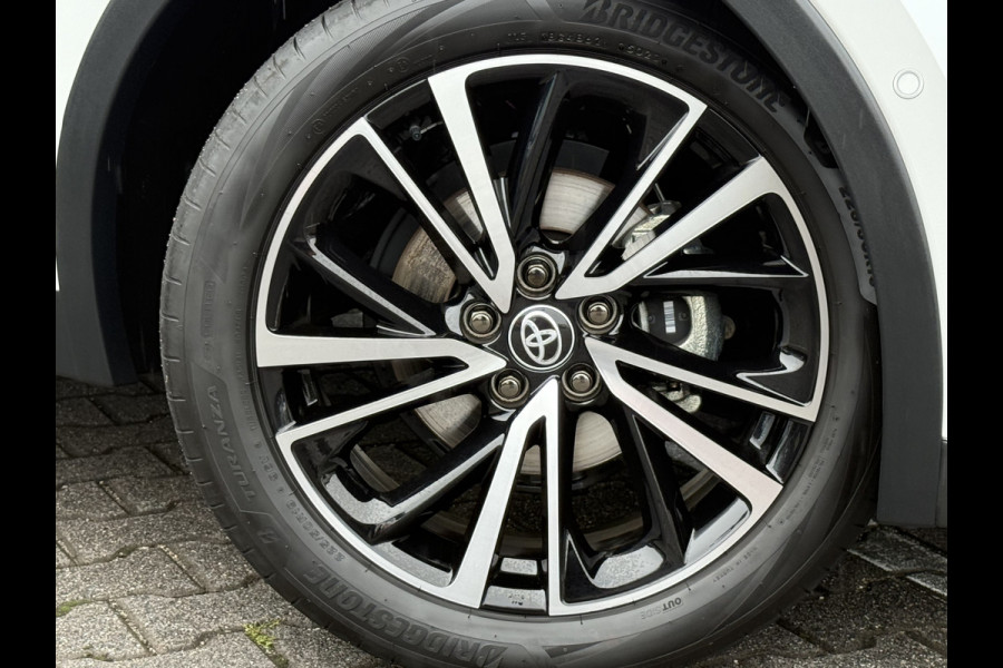 Toyota C-HR 2.0 Hybrid 200 Executive | ACC | Memory | HUD | 360* Camera | 19 inch