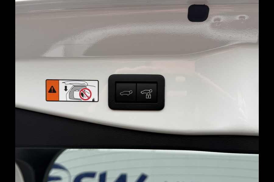 Toyota C-HR 2.0 Hybrid 200 Executive | ACC | Memory | HUD | 360* Camera | 19 inch