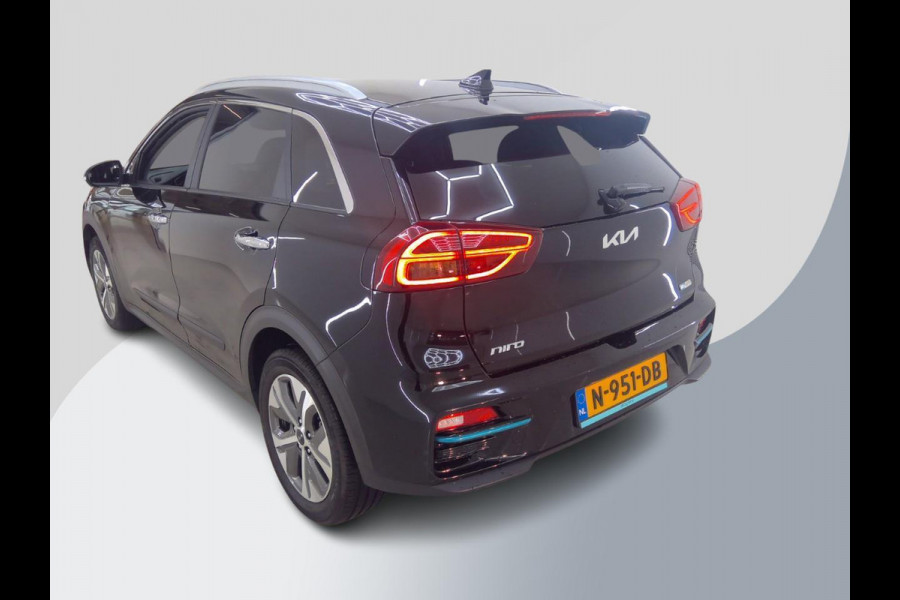 Kia e-Niro DynamicPlusLine 64 kWh SOH 98% | Schuif - Kanteldak | Navigatie | VERWACHT!