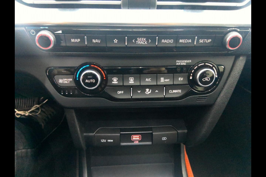 Kia e-Niro DynamicPlusLine 64 kWh SOH 98% | Schuif - Kanteldak | Navigatie | VERWACHT!