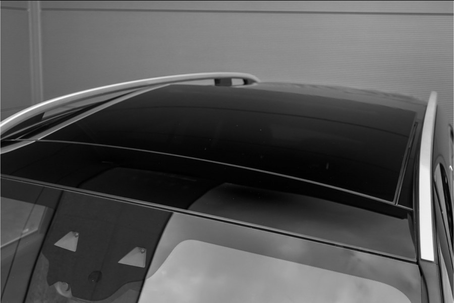 Mercedes-Benz EQB 300 4MATIC 67 kWh Pano Distronic Plus Multi Contourstoelen Memory Keyless