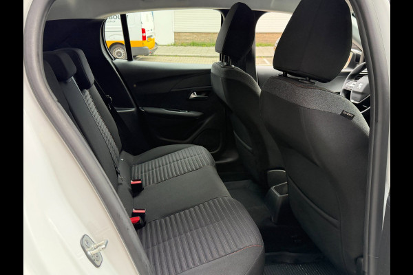 Peugeot 208 1.2 PureTech Active Pack 43.000 KM - Apple CarPlay / Navigatie I Airco I LED I Veiligheid pakket I Dealer onderhouden
