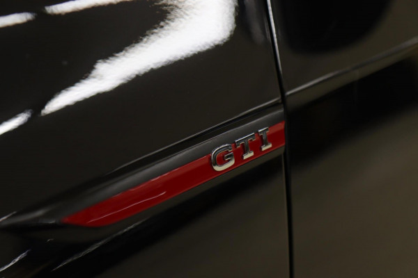 Volkswagen Golf 2.0 TSI GTI 45 JAHRE CLUBSPORT AKRA/PANO/ACC/DCC/CAM/CARPLAY/IQ-LIGHT/VOLL