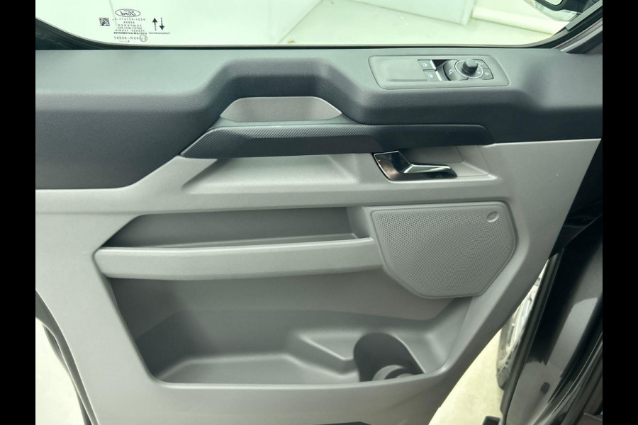Ford Transit Custom 340 2.5 Automaat PHEV L2H1 Limited 9 PERS Navigatie Apple CarPlay Android Auto Camera Parkeerhulp Adaptive Cruise Control Dodehoekdetectie Stoel- en stuurverwarming Full Led Climate Control Lichtmetalen velgen