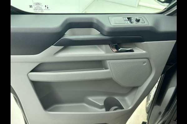 Ford Transit Custom 340 2.5 Automaat PHEV L2H1 Limited 9 PERS Navigatie Apple CarPlay Android Auto Camera Parkeerhulp Adaptive Cruise Control Dodehoekdetectie Stoel- en stuurverwarming Full Led Climate Control Lichtmetalen velgen