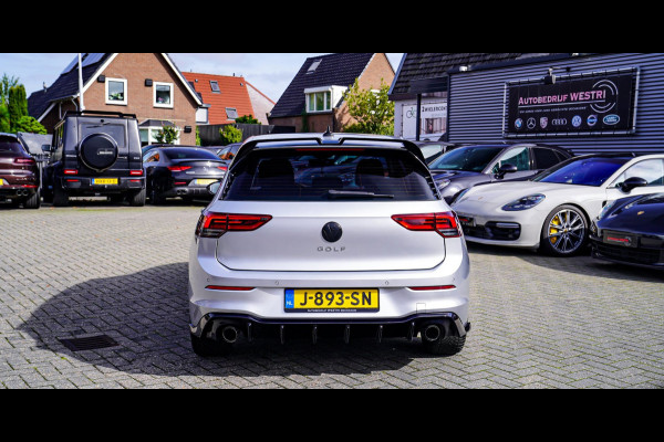 Volkswagen Golf 1.5 TSI Sport | R-line Difuser | Sport uitlaat met kleppensysteem | Navigatie | Lane Assist | Apple Carplay |