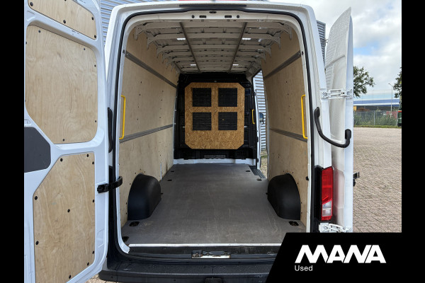 Volkswagen Crafter 35 2.0 TDI L4H3 Airco Camera Sensoren