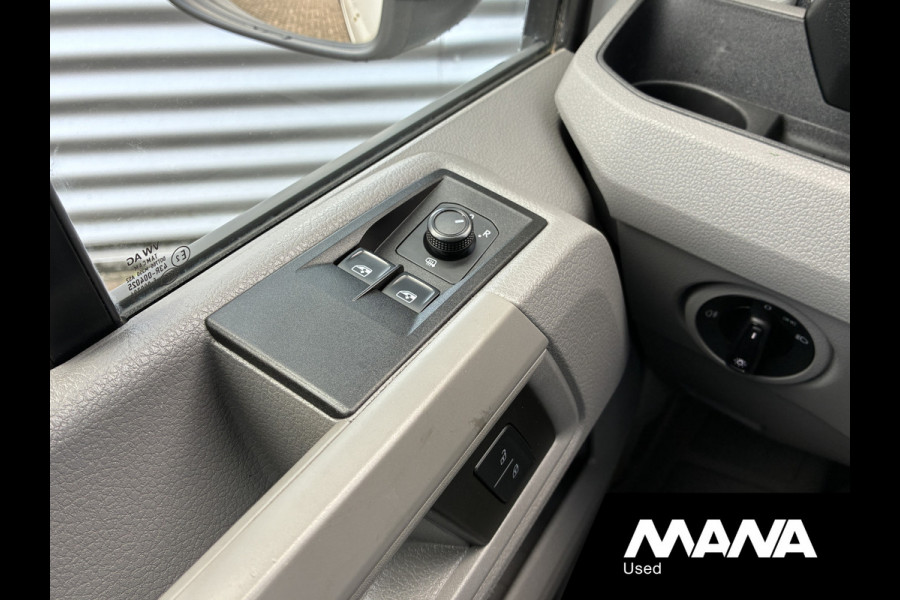 Volkswagen Crafter 35 2.0 TDI L4H3 Airco Camera Sensoren