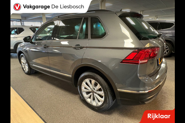 Volkswagen Tiguan 1.4 TSI eHybrid comfort Business / navi / camera / carplay / boeken