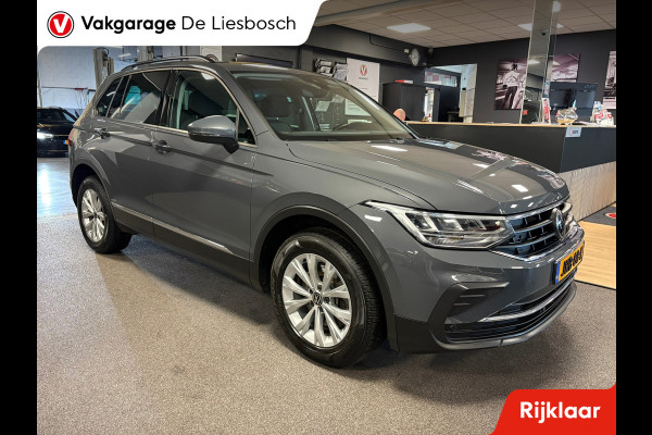 Volkswagen Tiguan 1.4 TSI eHybrid comfort Business / navi / camera / carplay / boeken