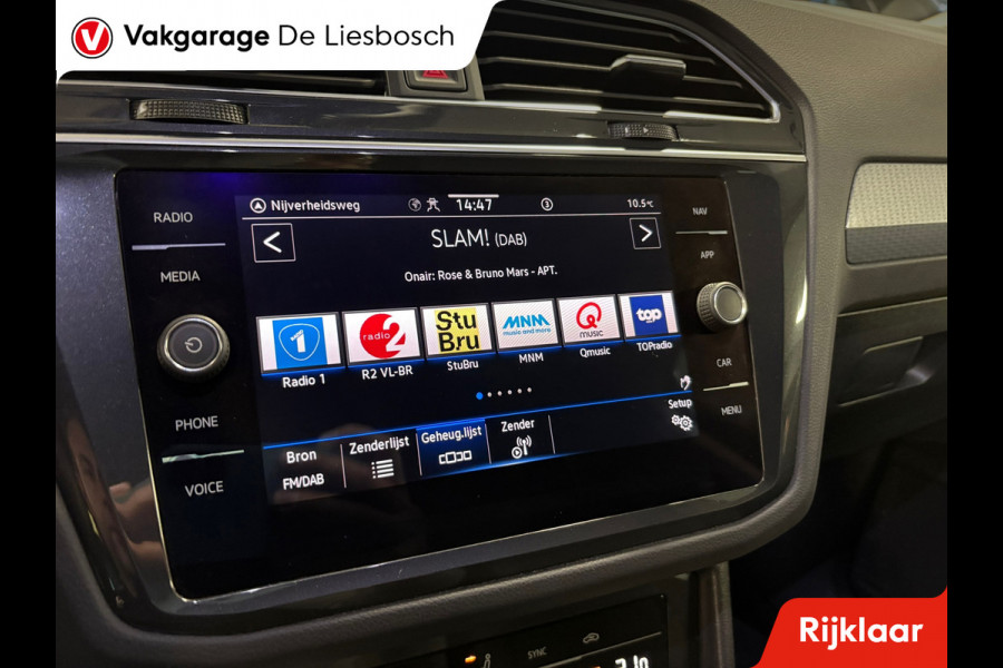 Volkswagen Tiguan 1.4 TSI eHybrid comfort Business / navi / camera / carplay / boeken