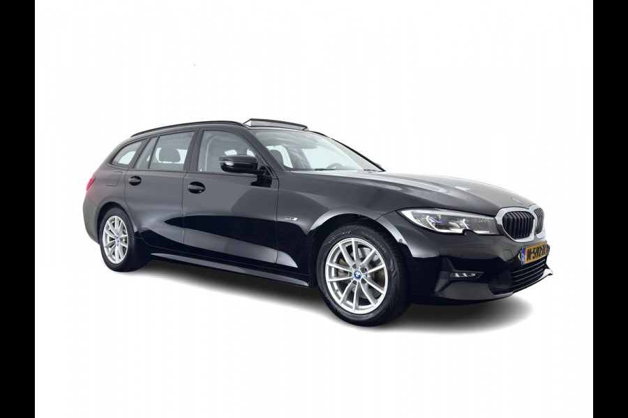 BMW 3 Serie Touring 320e Business Edition Plus (INCL-BTW) *AUT LASER-LED | LEATHER | HEATED-SPORTSEATS | HIFI-SOUND | KEYLESS | DIGI-COCKPIT | NAVI-FULLMAP | DAB | AMBIENTLIGHT | PRIVACY-GLASS | ECC | PDC | CRUISE | TOWBAR | 17iINCH*