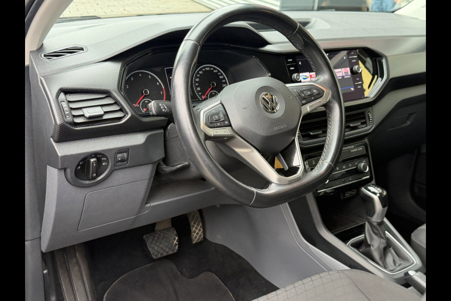 Volkswagen T-Cross 1.0 TSI Life - AUTOMAAT I Apple CarPlay / Navigatie I Airco I Sport velgen I LED I PDC I Dealer onderhouden
