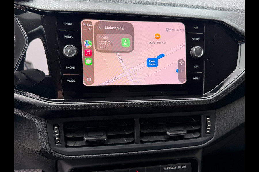 Volkswagen T-Cross 1.0 TSI Life - AUTOMAAT I Apple CarPlay / Navigatie I Airco I Sport velgen I LED I PDC I Dealer onderhouden
