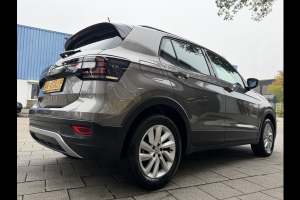 Volkswagen T-Cross 1.0 TSI Life - AUTOMAAT I Apple CarPlay / Navigatie I Airco I Sport velgen I LED I PDC I Dealer onderhouden