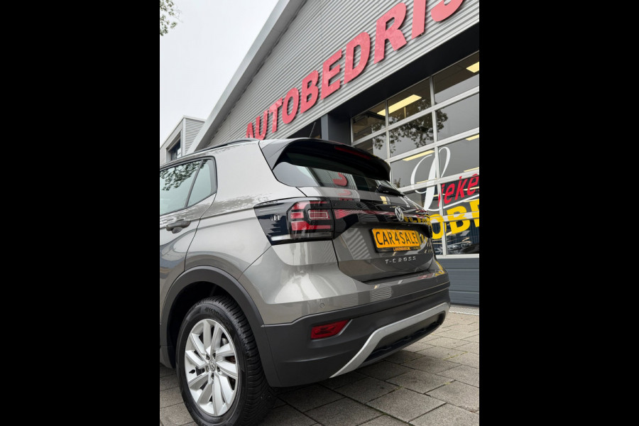 Volkswagen T-Cross 1.0 TSI Life - AUTOMAAT I Apple CarPlay / Navigatie I Airco I Sport velgen I LED I PDC I Dealer onderhouden